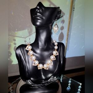 Dazzling White & Gold-Tone Faux Perals    Sparkling Rhinestones. Multi Occasions